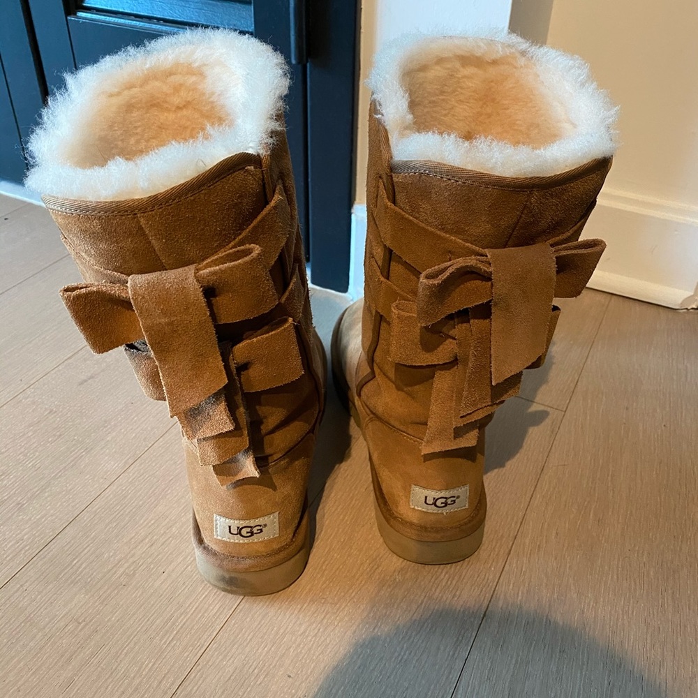 UGG boots never used (NEW!)